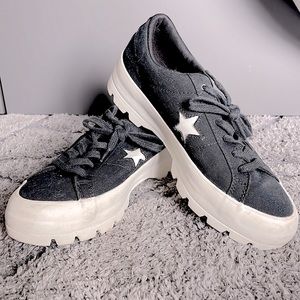 VINTAGE - Converse one star lugged low top